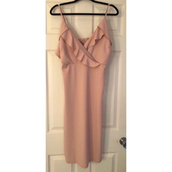 Dresses & Skirts - Sexy light pink dress